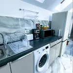 The Of Silver Sky House Daire