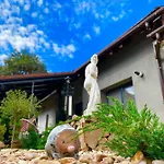 Daire The Of Silver Sky House