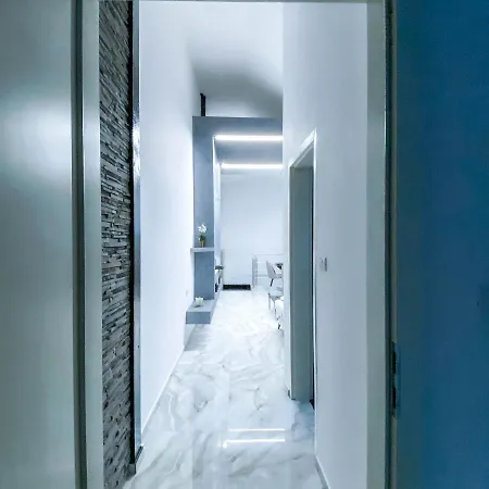 Apartment The Of Silver Sky House *